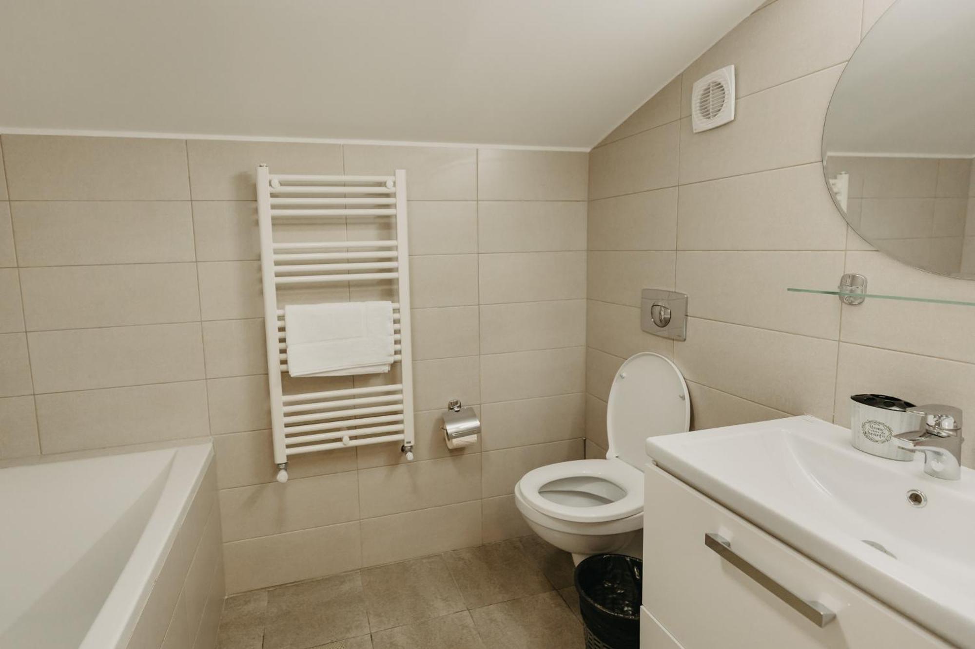 Tm Apartments Timișoara Zewnętrze zdjęcie